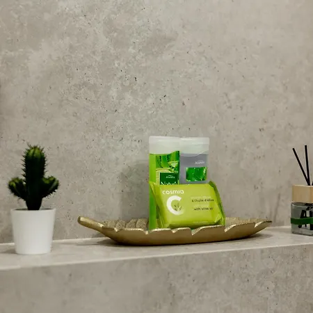 Cozy Corner Apartment